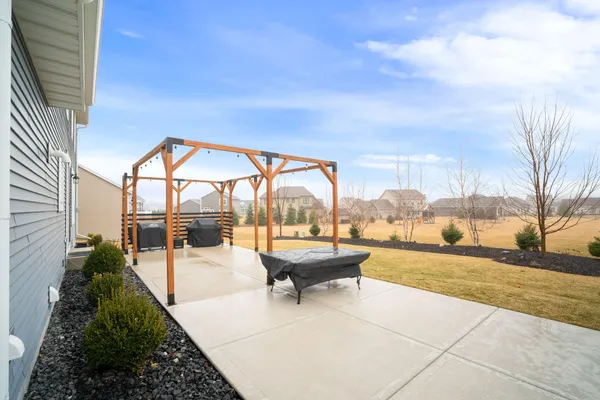 $559,900 | 555 Spur Road, Slinger, WI 53086