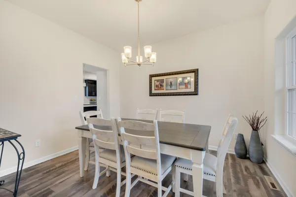 $559,900 | 555 Spur Road, Slinger, WI 53086