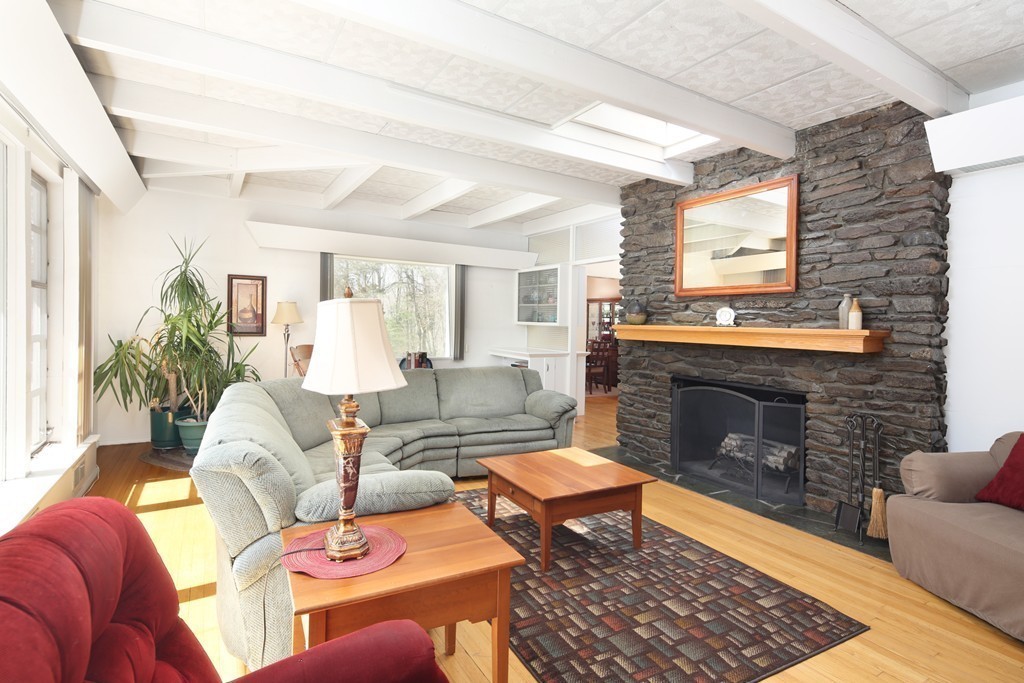 12 Lyman Wheelock Road Easton, MA 02375 - Photo 2 of 29 Gallery Image 2