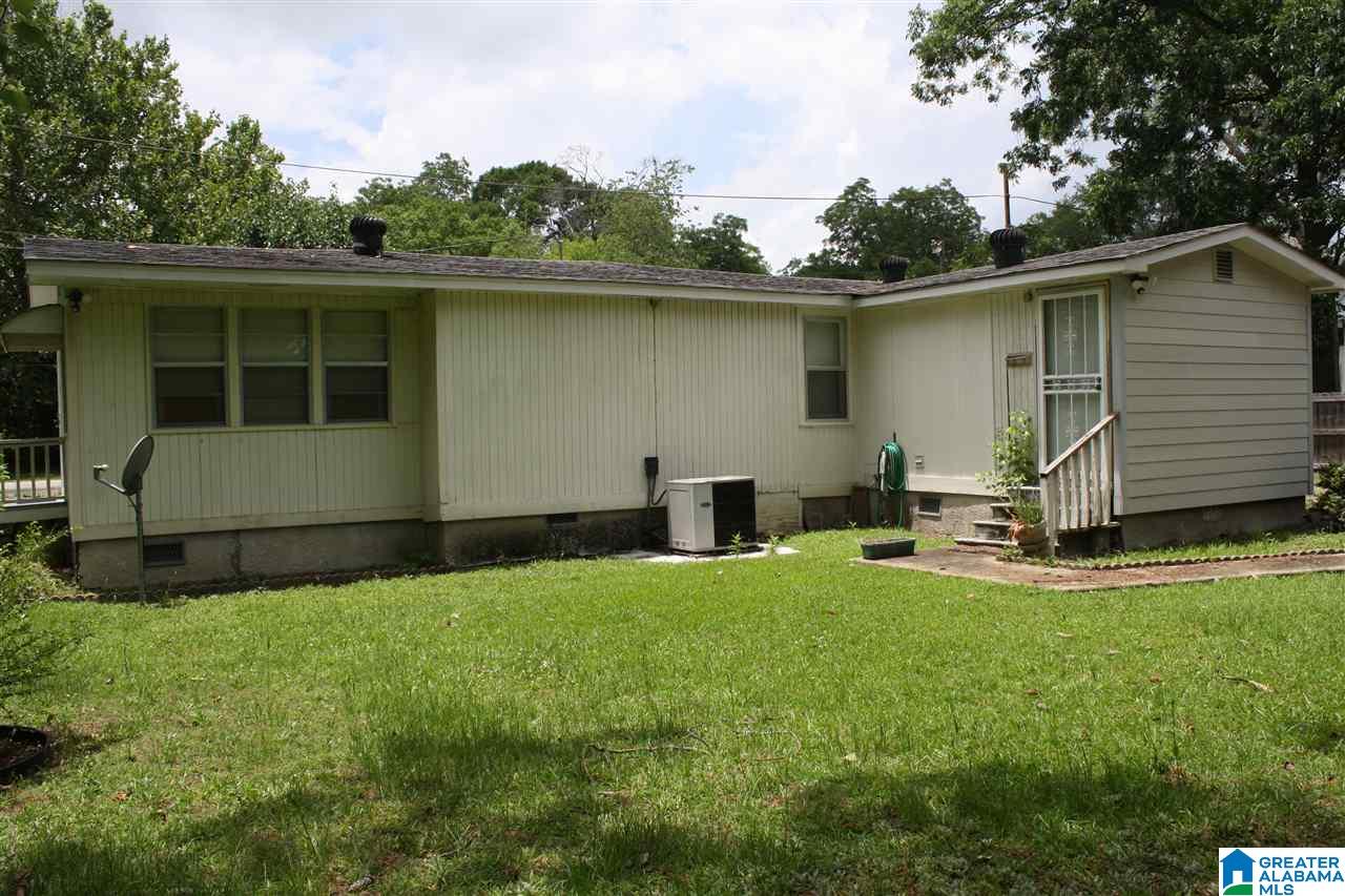 103 Taylor Street Clanton, AL 35045 - Photo 4 of 23