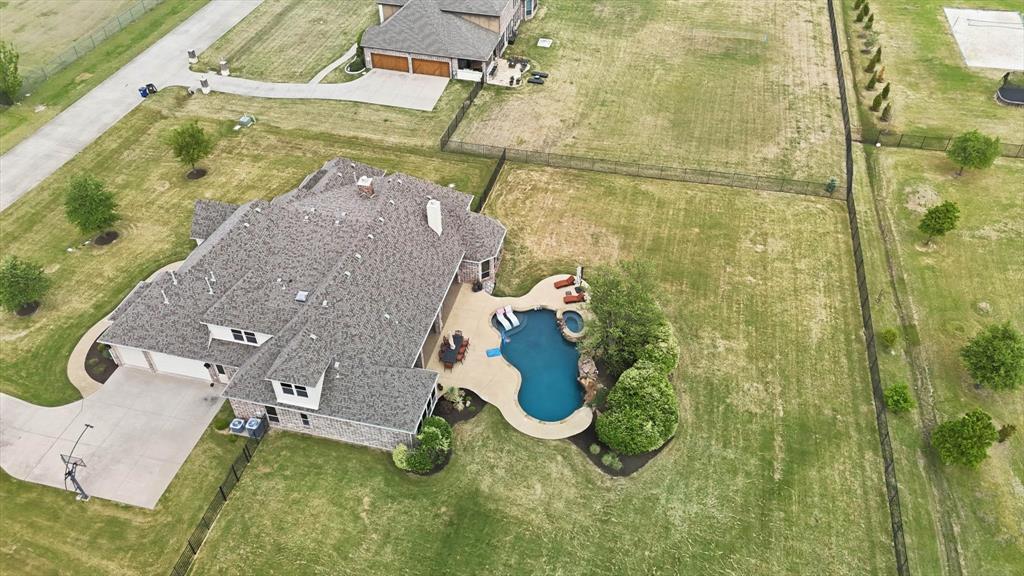 406 Spurgin Road Lucas, TX 75002 - Photo 37 of 39 Bird's eye view of a pool