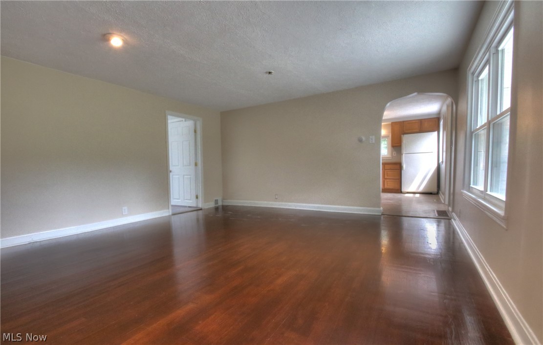 33801 Eddy Road Willoughby, OH 44094 - Photo 2 of 33