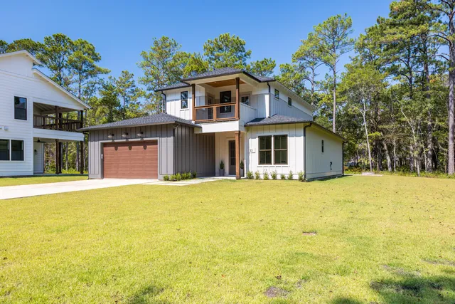 $699,900 | 33 Eagle Place, Freeport, FL 32439