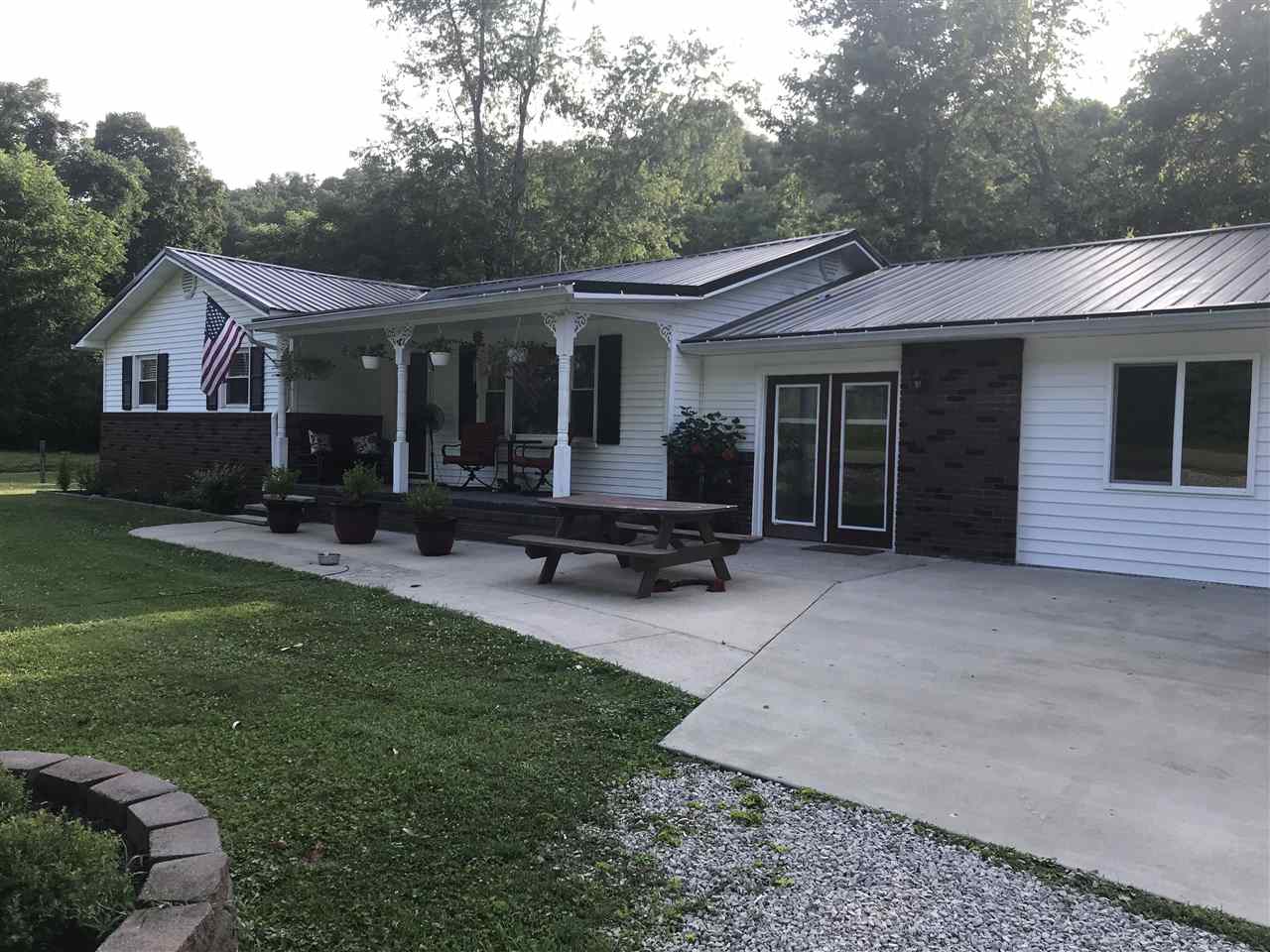 22589 East Lynn Road Wayne, WV 25570 - Photo 30 of 32 Gallery Image 30