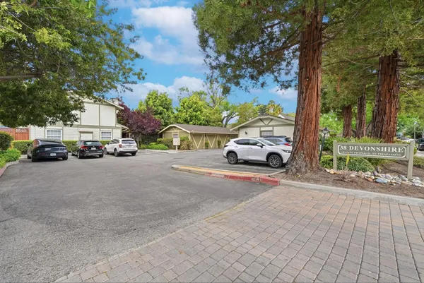 $1,390,000 | 38 Devonshire Avenue, Unit 6, Mountain View, CA 94043
