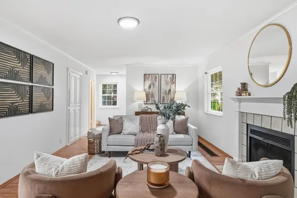 $1,390,000 | 38 Devonshire Avenue, Unit 6, Mountain View, CA 94043