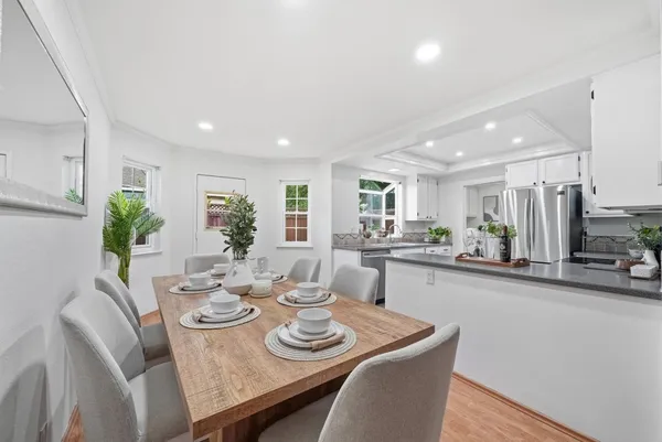 $1,390,000 | 38 Devonshire Avenue, Unit 6, Mountain View, CA 94043