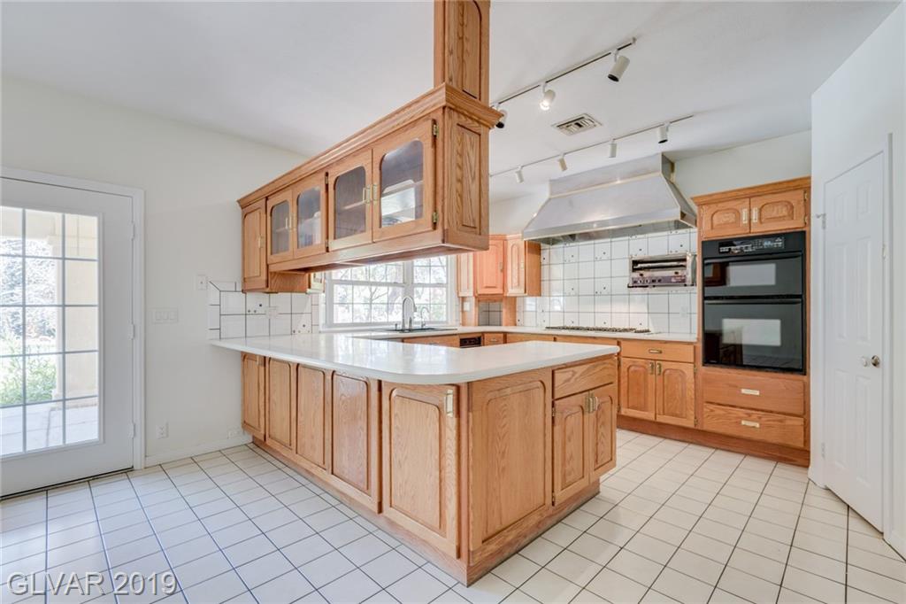 29 Pheasant Ridge Drive Henderson, NV 89014 - Photo 17 of 47 Gallery Image 17