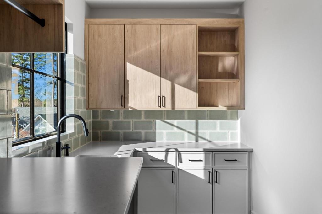 843 Yorkshire Road Northeast Atlanta, GA 30306 - Photo 28 of 65