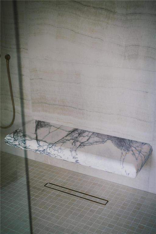 843 Yorkshire Road Northeast Atlanta, GA 30306 - Photo 42 of 65 a close view of sink