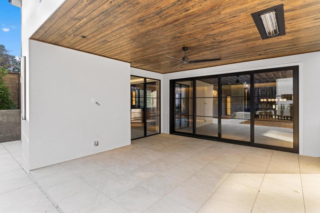 843 Yorkshire Road Northeast Atlanta, GA 30306 - Photo 44 of 65 a view of an empty room with window