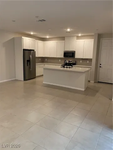 $2,200 | 828 Royal Beekman Street, Henderson, NV 89011