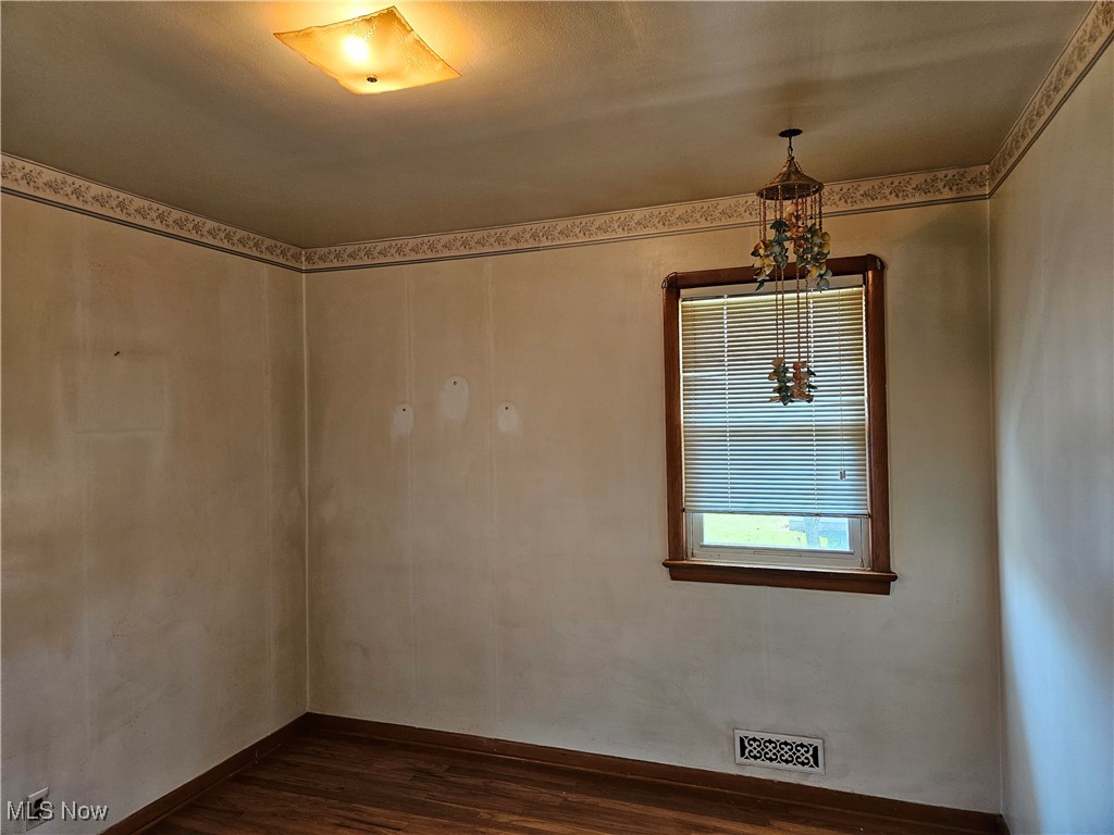 9127 Biddulph Road Brooklyn, OH 44144 - Photo 20 of 33