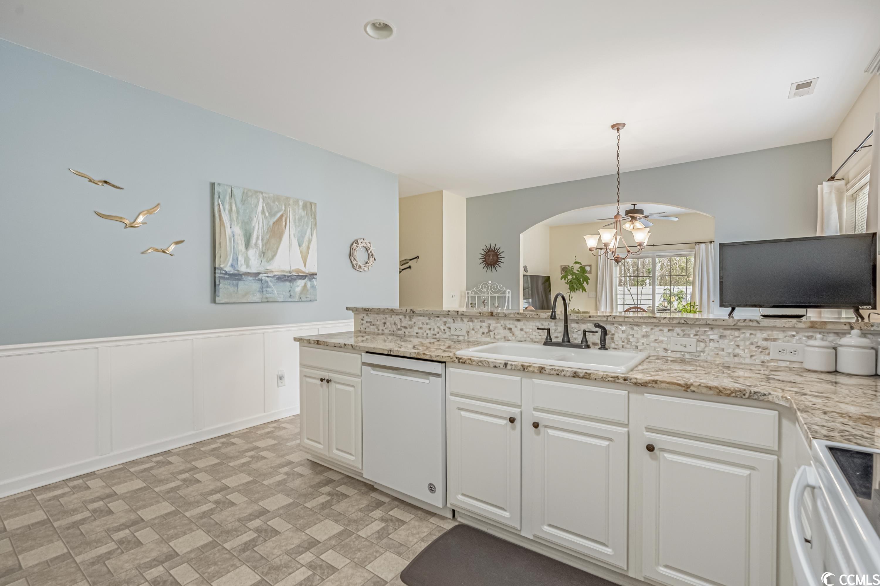 128 Carolina Pointe Way Little River, SC 29566 - Photo 15 of 40