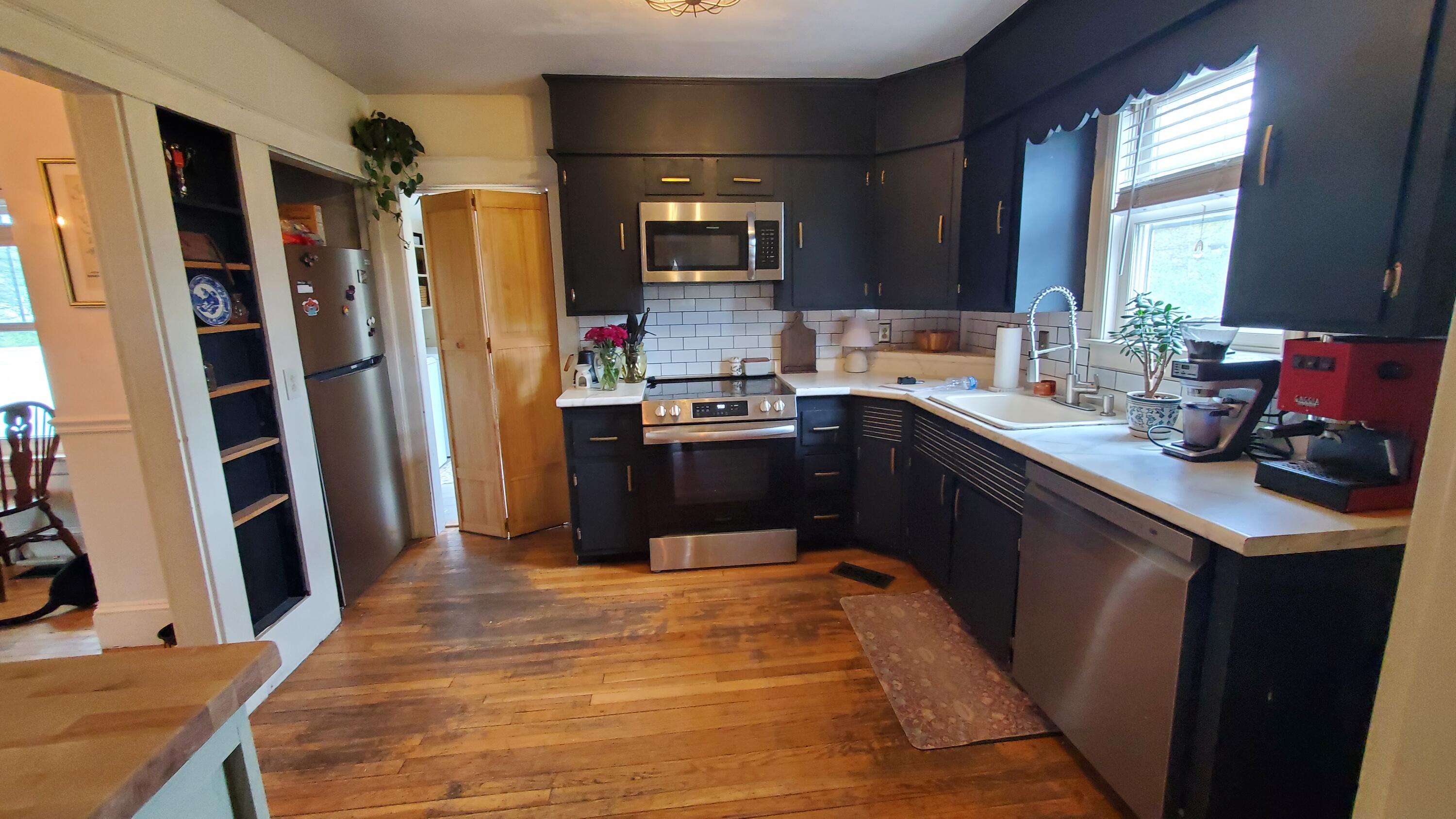 84 14th Street Bangor, ME 04401 - Photo 21 of 61 20260512_150339