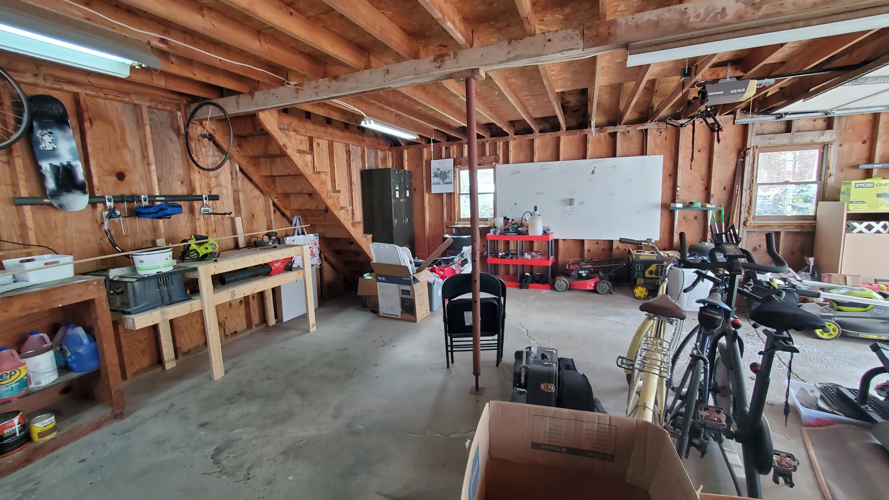 84 14th Street Bangor, ME 04401 - Photo 49 of 61 20260512_145550