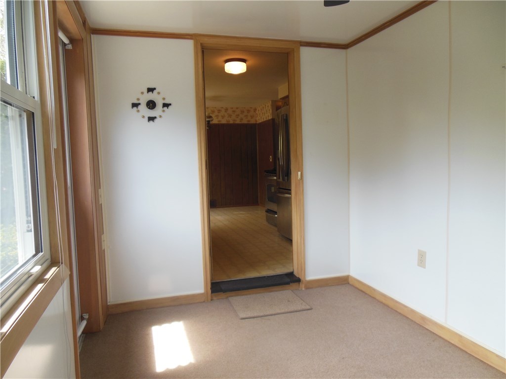 19 Fenwick Road East Providence, RI 02915 - Photo 25 of 31 Gallery Image 25