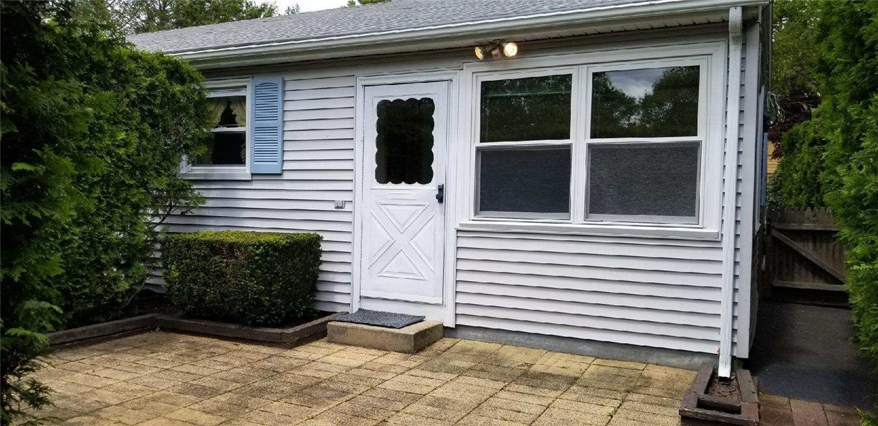 19 Fenwick Road East Providence, RI 02915 - Photo 31 of 31 Gallery Image 31