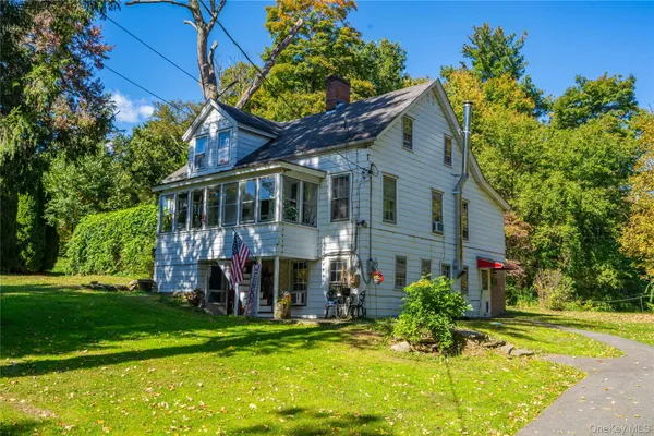 $425,000 | 23 Powder Mill Road, Newburgh, NY 12550