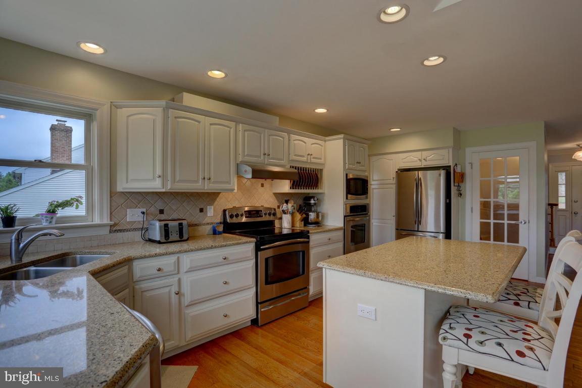 2722 Kreider Road Lititz, PA 17543 - Photo 17 of 56