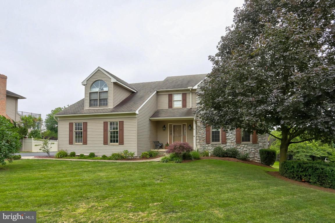 2722 Kreider Road Lititz, PA 17543 - Photo 3 of 56