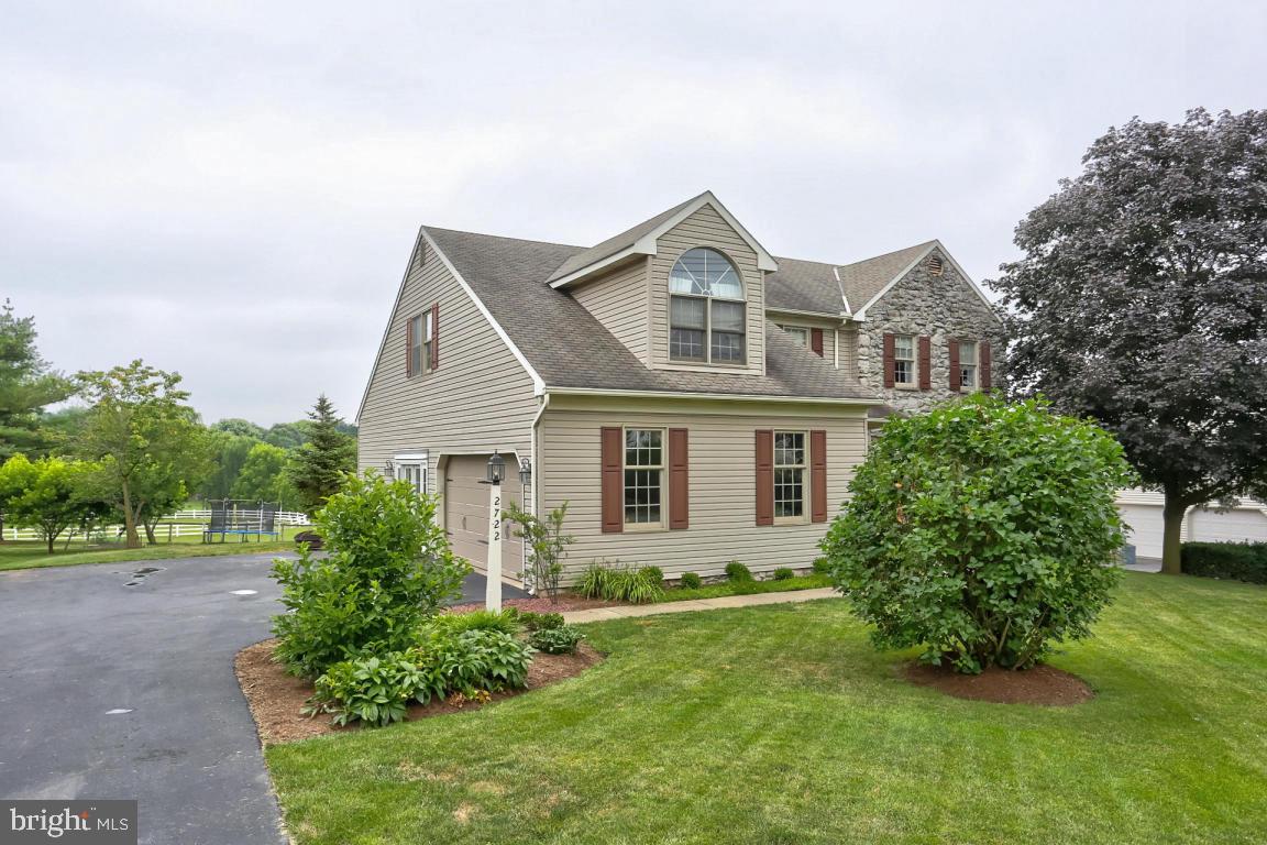 2722 Kreider Road Lititz, PA 17543 - Photo 4 of 56