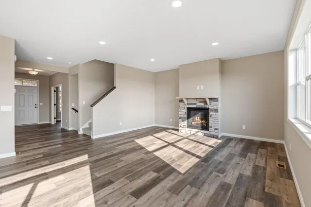 $474,900 | 2080 Coneflower Point, Buffalo, MN 55313