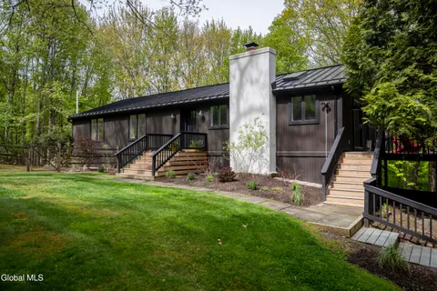 $1,150,000 | 1 Van Bueran Drive, Hillsdale, NY 12529