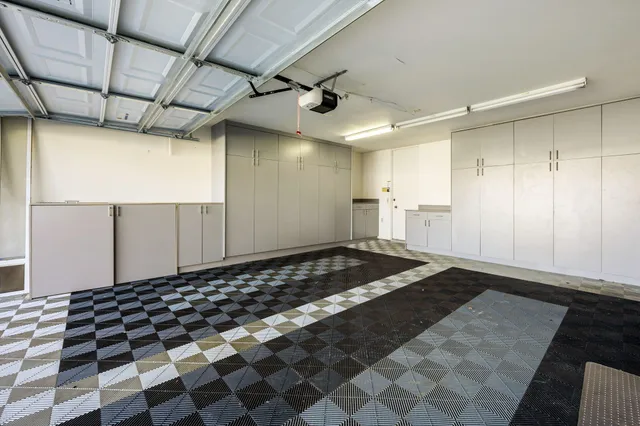 $727,000 | 77947 Lago Drive, La Quinta, CA 92253