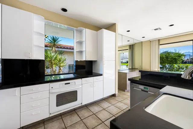 $727,000 | 77947 Lago Drive, La Quinta, CA 92253