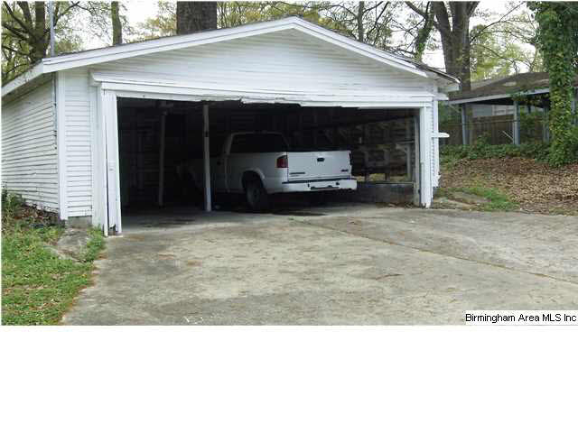 1451 Pike Road Birmingham, AL 35218 - Photo 4 of 5
