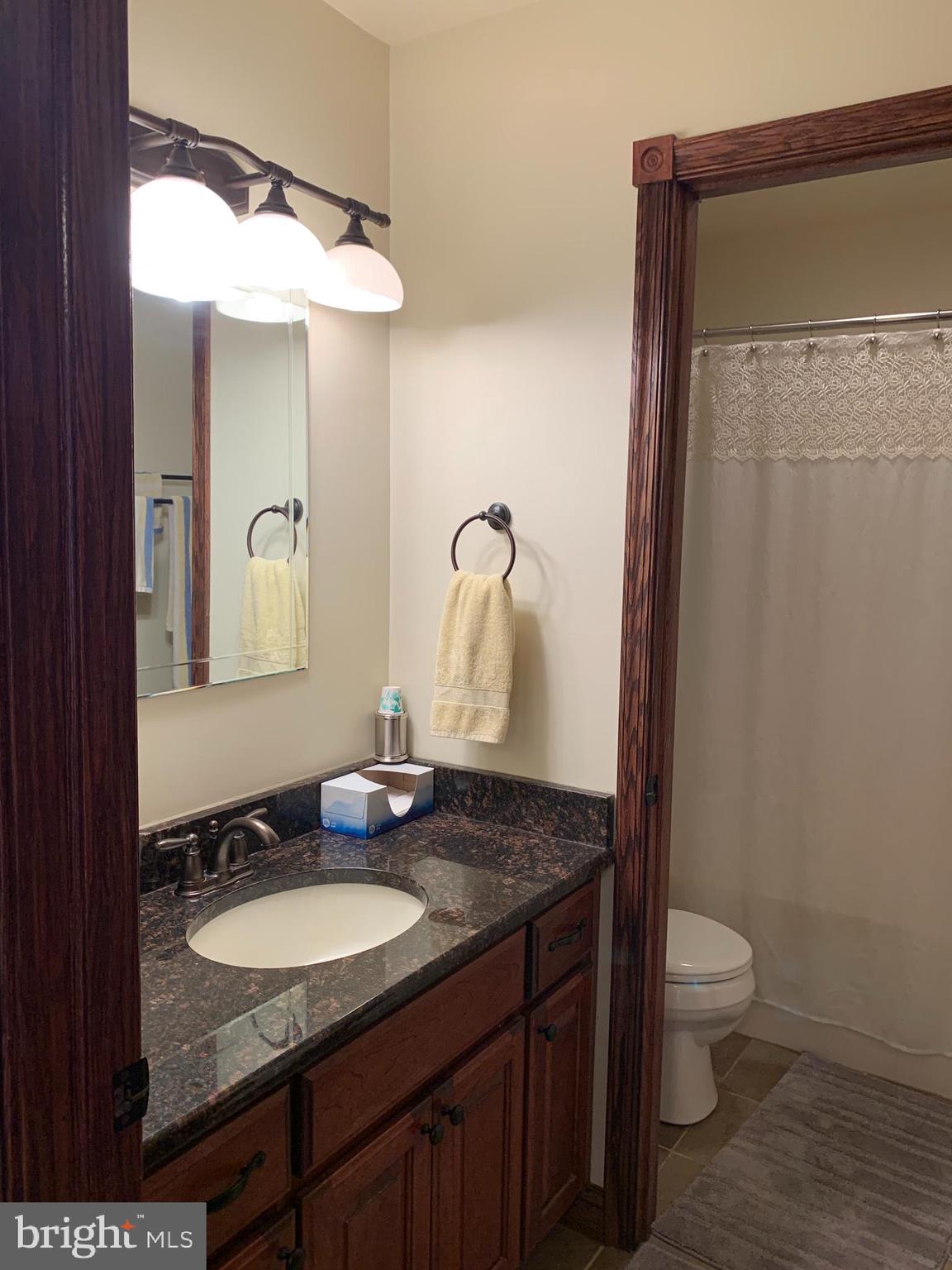 2460 Cornwall Road, Unit 146 Chambersburg, PA 17202 - Photo 16 of 22 Full Bath between 2 Bedrooms