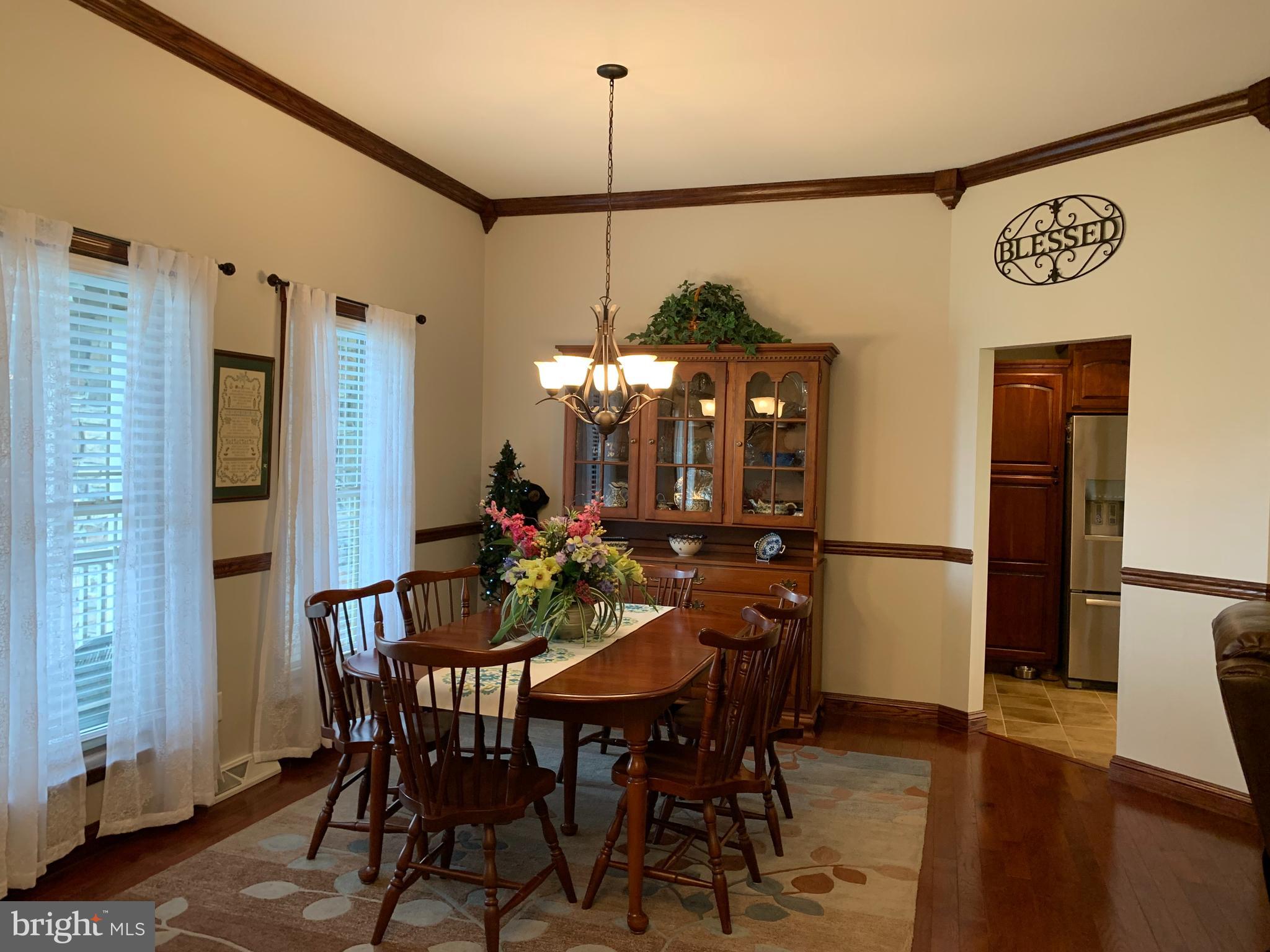 2460 Cornwall Road, Unit 146 Chambersburg, PA 17202 - Photo 5 of 22 Dining Area