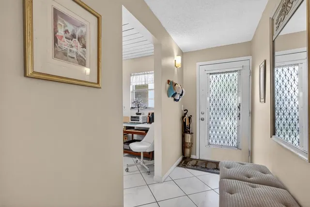 $129,900 | 330 Northeast 26th Avenue, Unit 318, Boynton Beach, FL 33435