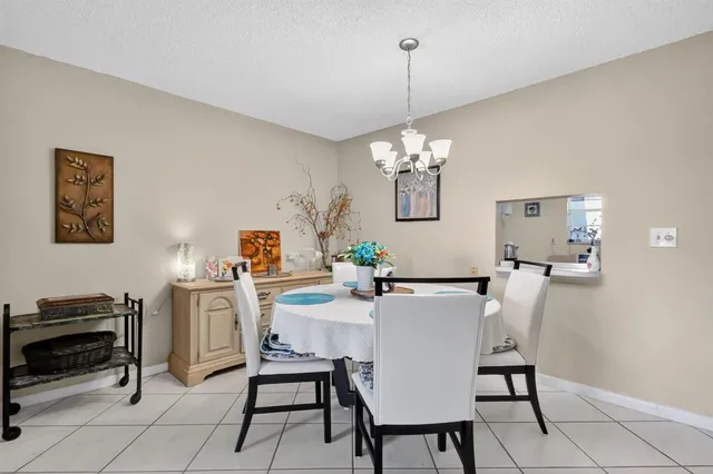 $129,900 | 330 Northeast 26th Avenue, Unit 318, Boynton Beach, FL 33435