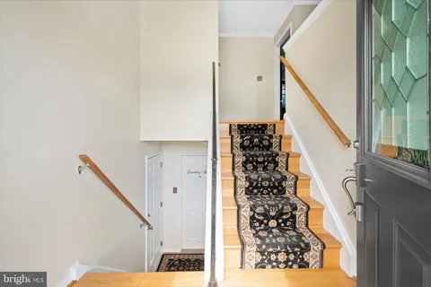 a view of entryway with a front door