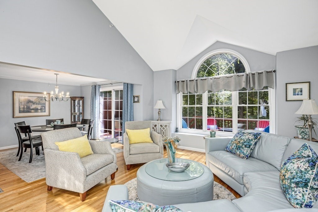 22 Hitching Post Lane, Unit 22 Northborough, MA 01532 - Photo 4 of 28