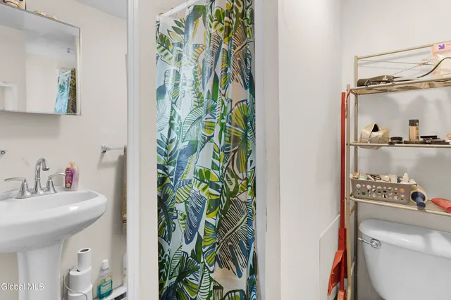 $389,900 | 113-115 South Ferry Street, Schenectady, NY 12305