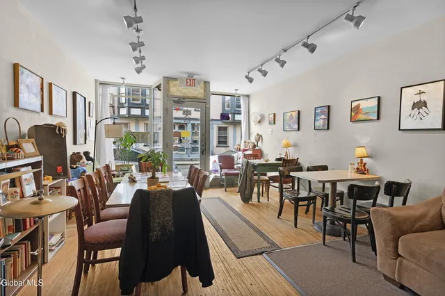 $389,900 | 113-115 South Ferry Street, Schenectady, NY 12305