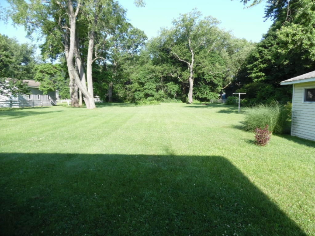 68806 Brady Road Edwardsburg, MI 49112 - Photo 17 of 19 SAM_1907