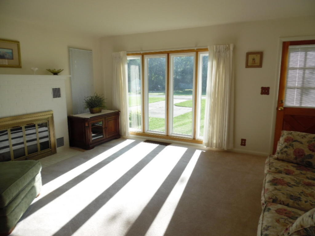 68806 Brady Road Edwardsburg, MI 49112 - Photo 5 of 19 SAM_1890