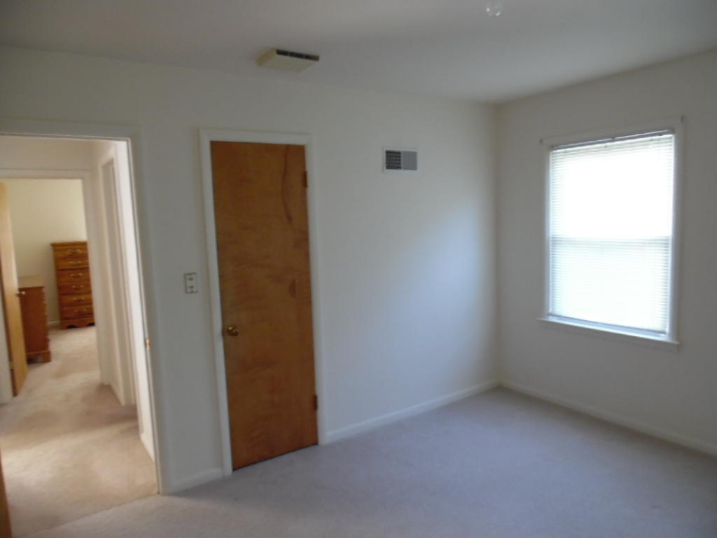 68806 Brady Road Edwardsburg, MI 49112 - Photo 7 of 19 SAM_1893