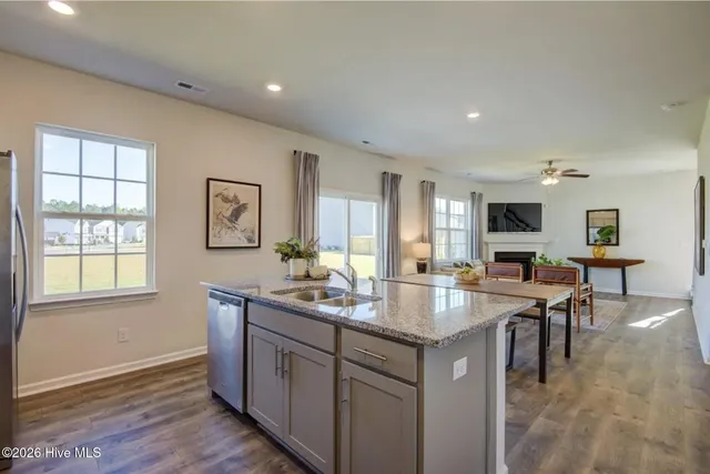 $2,195 | 1117 Fowler Drive, Greenville, NC 27834