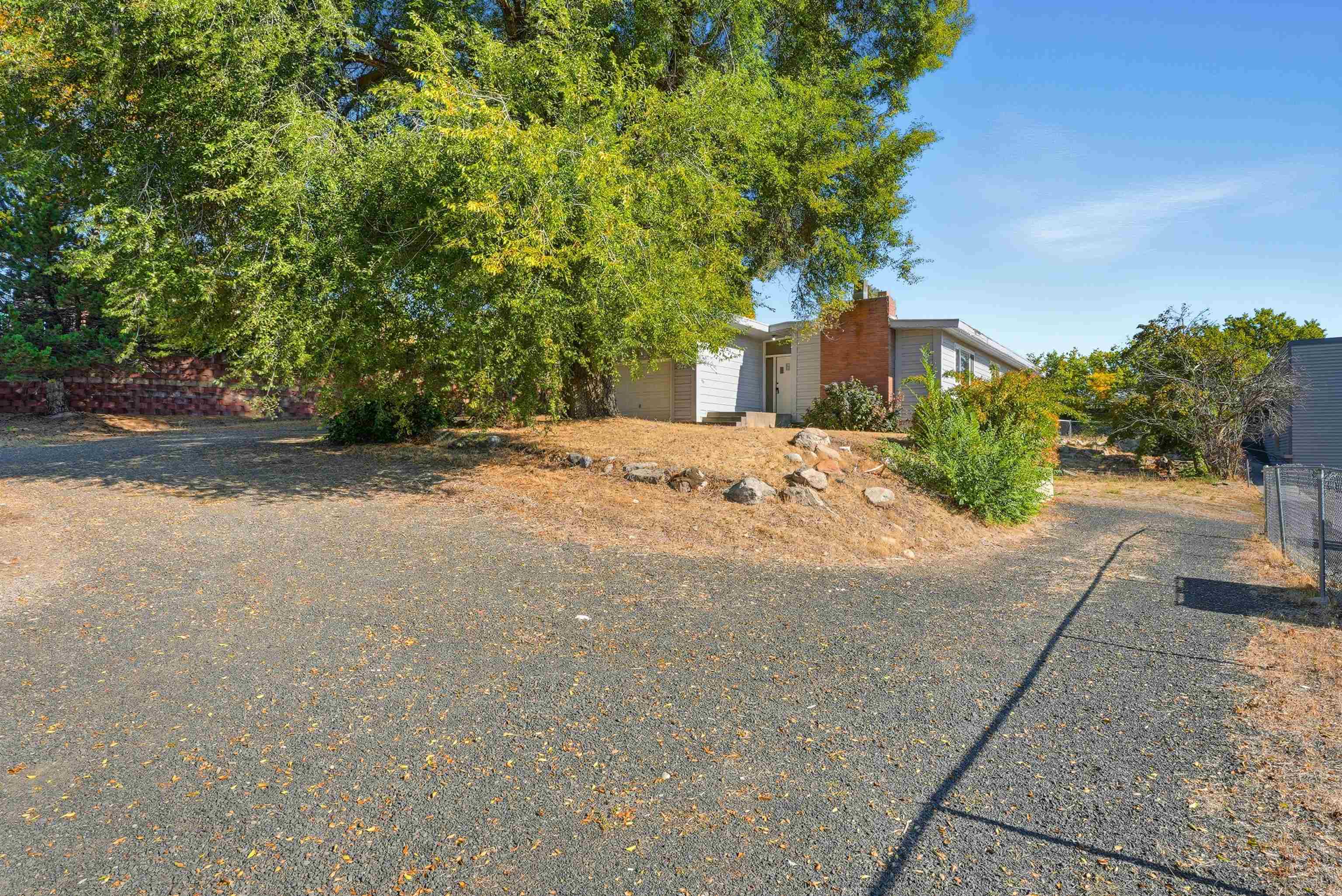 302 North Argonne Road Spokane Valley, WA 99212 - Photo 3 of 42 Gallery Image 3