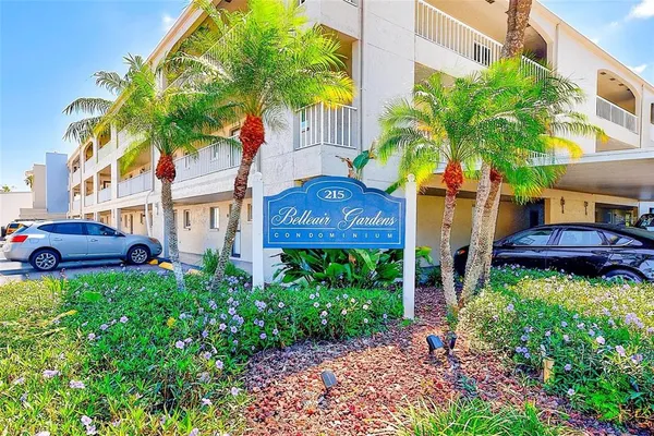 $2,400 | 215 Valencia Boulevard, Unit 213, Largo, FL 33770