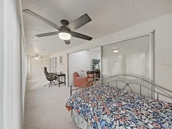 $2,400 | 215 Valencia Boulevard, Unit 213, Largo, FL 33770