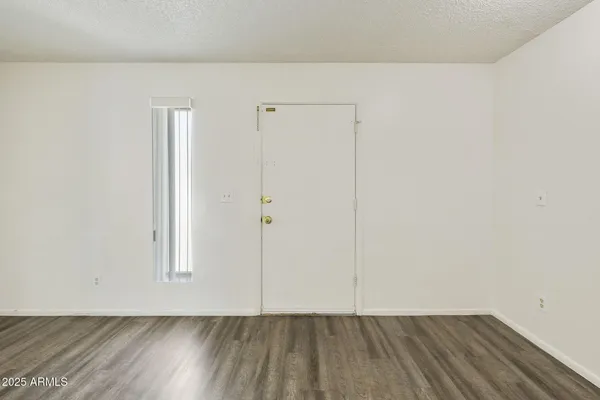 $1,325 | 756 East Joan D Arc Avenue, Phoenix, AZ 85022