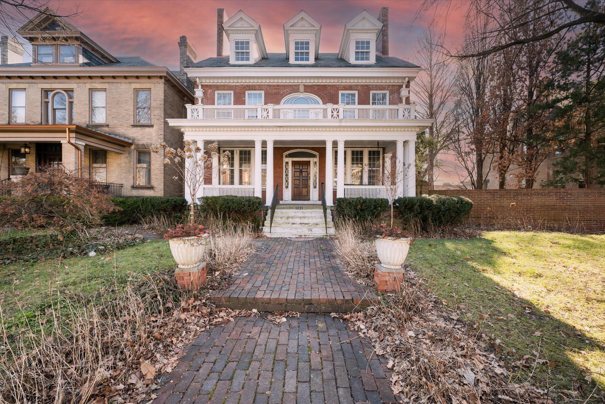 1221 Bryden Road Columbus, OH 43205 - Photo 1 of 75 01-DSC3984