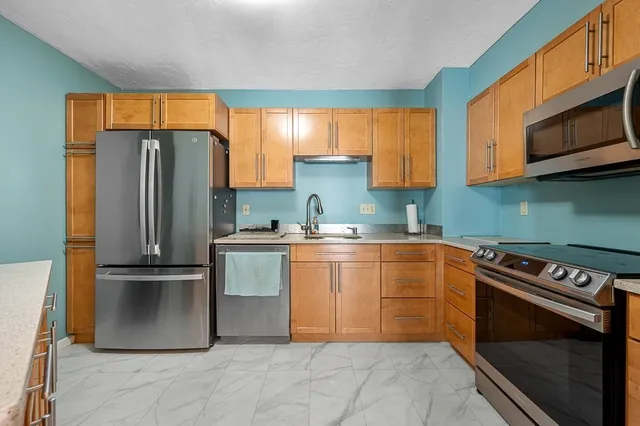 $339,900 | 182 Weatherstone Drive, Unit 182, Worcester, MA 01604