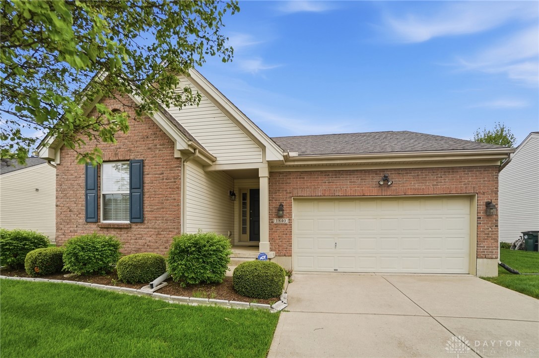 1840 Hunters Ridge Drive Troy, OH 45373 - Photo 4 of 56